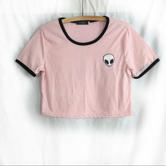 Kivenst High Fashion Tops - 4/$20 Kivenst High Fashion Trendy Alien Crop Top L